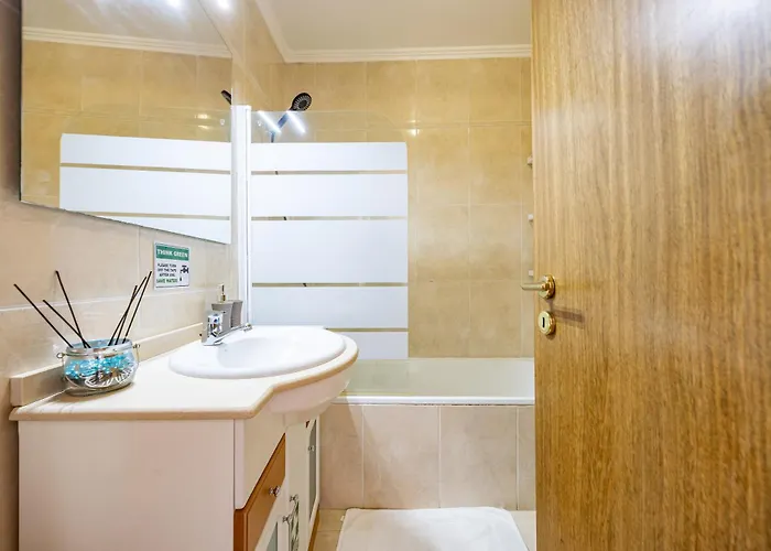 Pérola By Your Key Madeira *